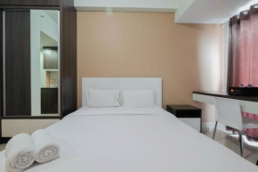 Simply Furnished Studio Grand Dhika City Apartment By Travelio